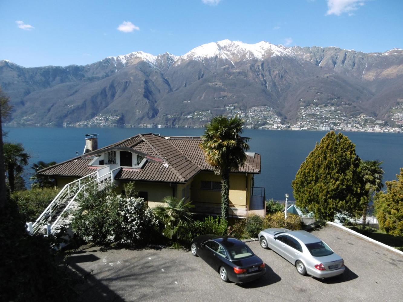 Casa Roccia Apartment Pino Lago Maggiore Luaran gambar