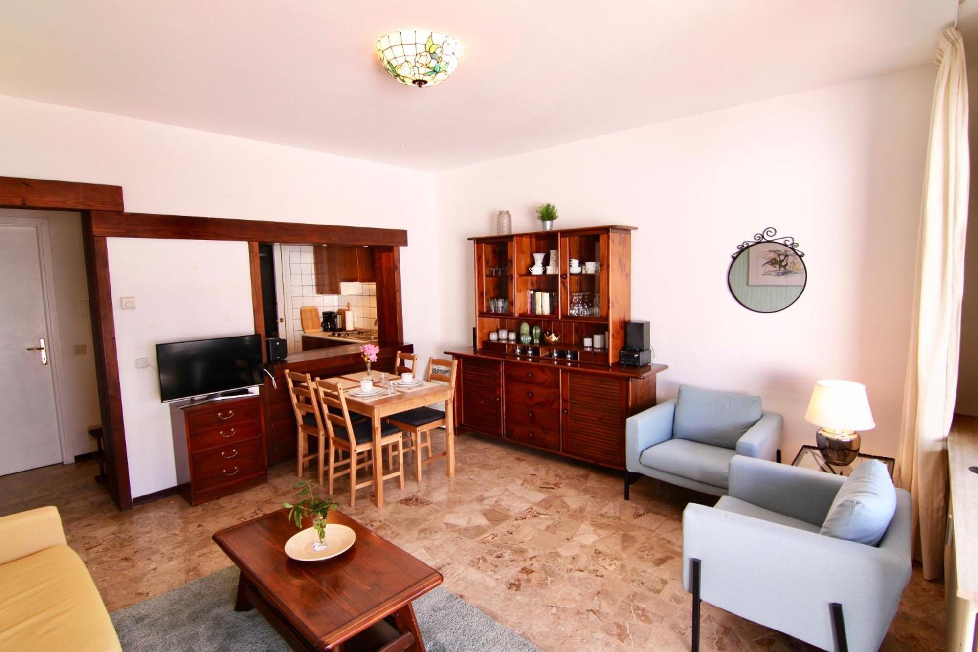 Casa Roccia Apartment Pino Lago Maggiore Luaran gambar